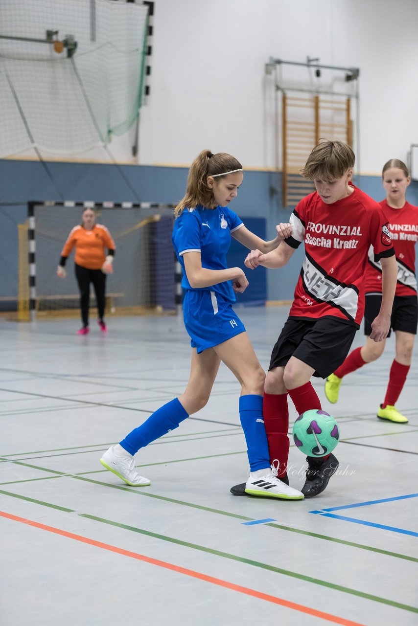 Bild 704 - B-Juniorinnen 2 Loewinnen Cup